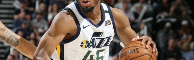  瓦兰丘纳斯30+15鹈鹕胜奇才  