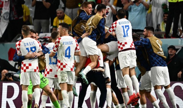  德甲揭幕战上演进球大战创纪录  