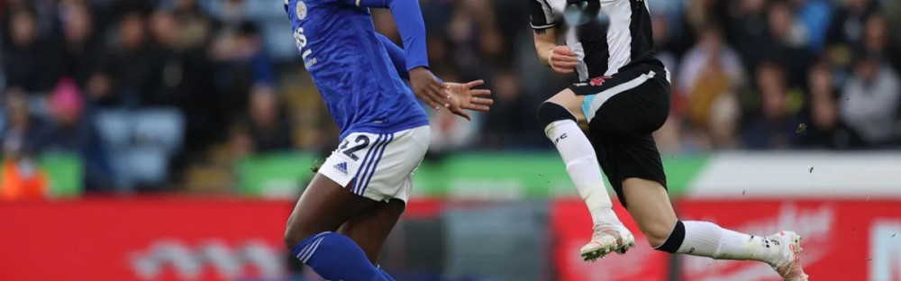  威尔逊梅开二度诺丁汉森林客场力克布莱顿