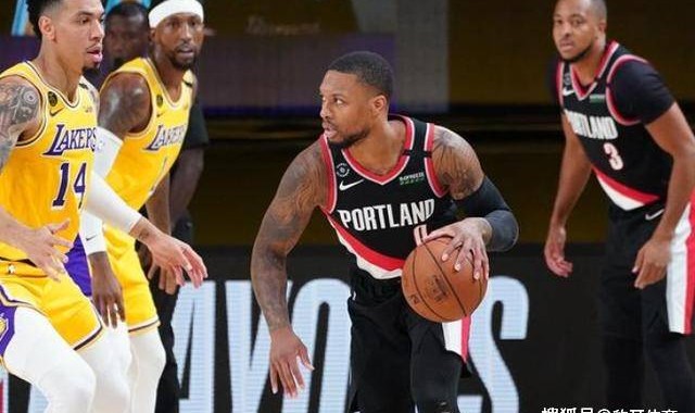  利拉德超远三分开拓者加时险胜步行者队