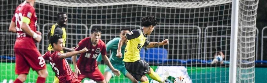  图卢兹锋线双星闪耀，法甲本土射手榜竞争白热化