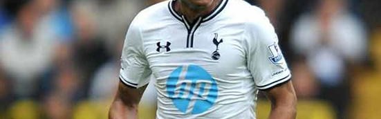  卡尔斯鲁厄中场控制力超强，掌控节奏主导比赛进程  