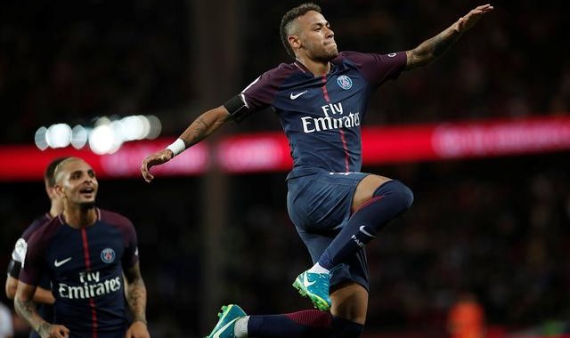  巴黎圣日耳曼报价意甲球星，夏窗引援目标锁定中场  