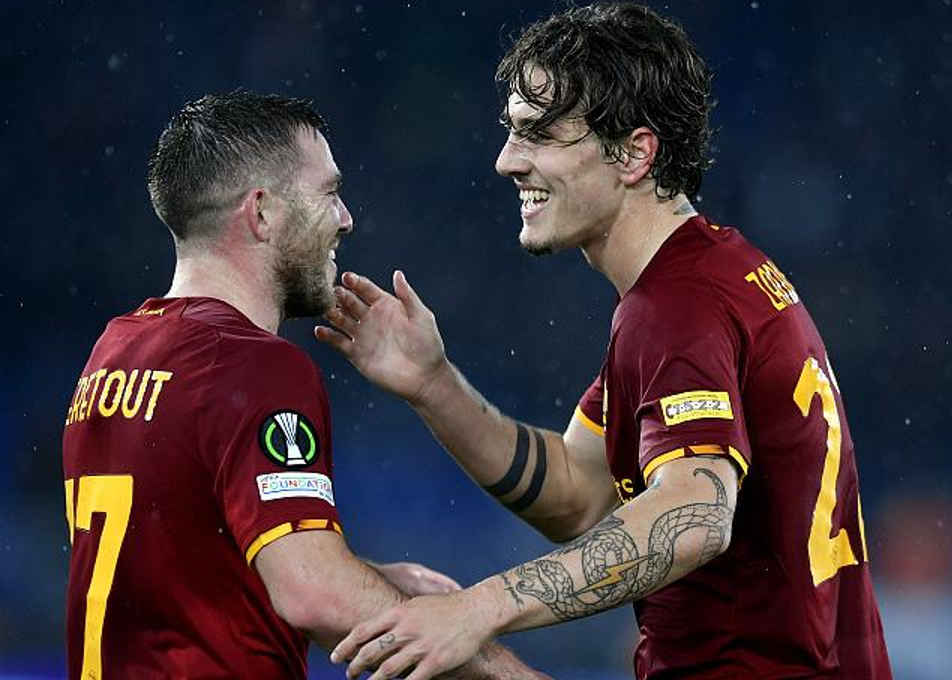  罗马德比戏剧性收场，穆帅染红仍取关键三分  